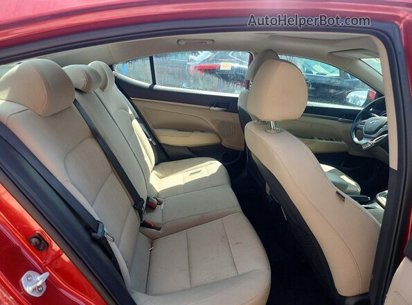 5NPD84LF7HH137484 2017 HYUNDAI ELANTRA Red უკანა სავარძლების ხედი