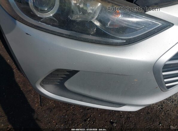 5NPD84LF7HH137534 2017 HYUNDAI ELANTRA Silver Widok z przodu