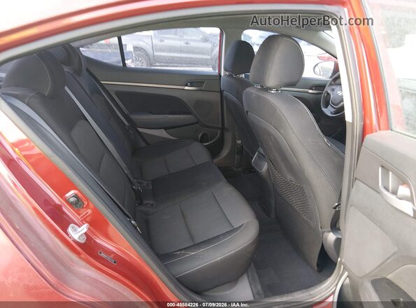 5NPD84LF7HH137758 2017 HYUNDAI ELANTRA Red Widok naklejki z numerem VIN