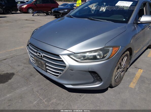 5NPD84LF7HH188144 2017 HYUNDAI ELANTRA Silver Front view