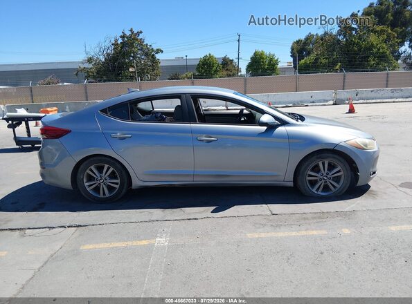 5NPD84LF7HH188144 2017 HYUNDAI ELANTRA Silver Rear interior view