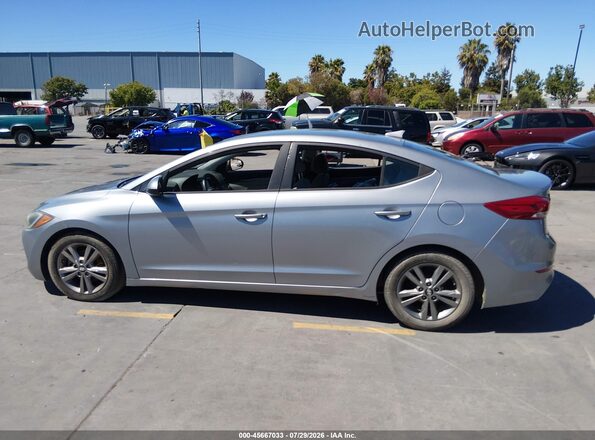 5NPD84LF7HH188144 2017 HYUNDAI ELANTRA Silver 360 interior view