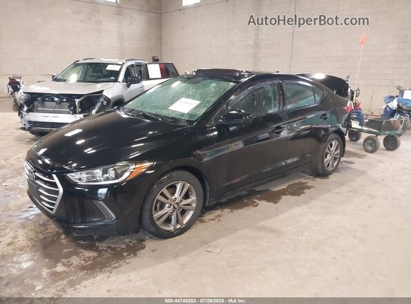 5NPD84LF7HH189293 2017 HYUNDAI ELANTRA Black Przód lewy