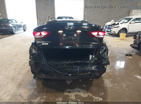 5NPD84LF7HH189293 2017 HYUNDAI ELANTRA Black Widok z przodu