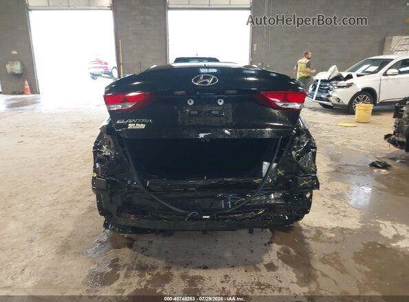 5NPD84LF7HH189293 2017 HYUNDAI ELANTRA Black 