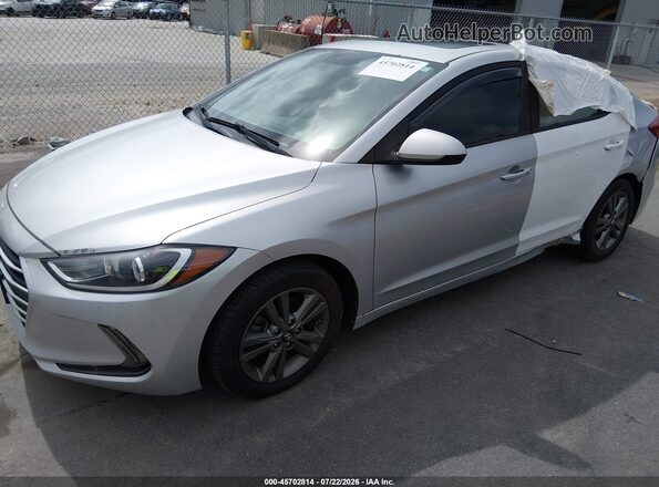 5NPD84LF7HH207372 2017 HYUNDAI ELANTRA Silver Vista tres cuartos delantera izquierda