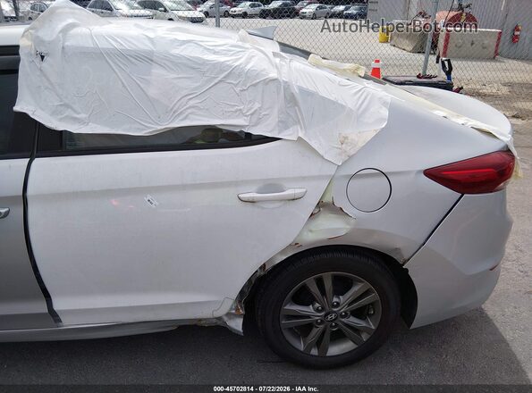 5NPD84LF7HH207372 2017 HYUNDAI ELANTRA Silver Vista frontal