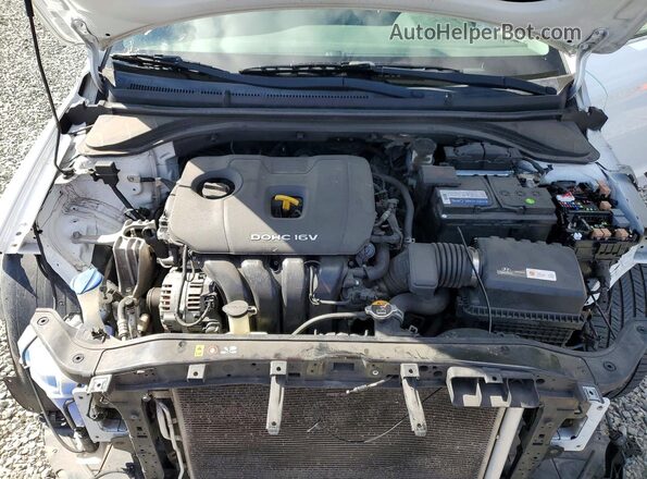 5NPD84LF7JH245271 2018 HYUNDAI ELANTRA White Widok wnętrza z tyłu