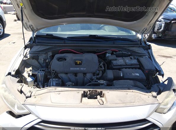 5NPD84LF7JH257498 2018 HYUNDAI ELANTRA Silver უკანა ხედი