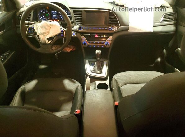 5NPD84LF7JH266850 2018 HYUNDAI ELANTRA Black Widok deski rozdzielczej