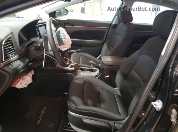 5NPD84LF7JH266850 2018 HYUNDAI ELANTRA Black Widok wnętrza z przodu