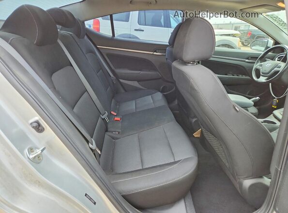 5NPD84LF7JH280912 2018 HYUNDAI ELANTRA Silver Rear seats view