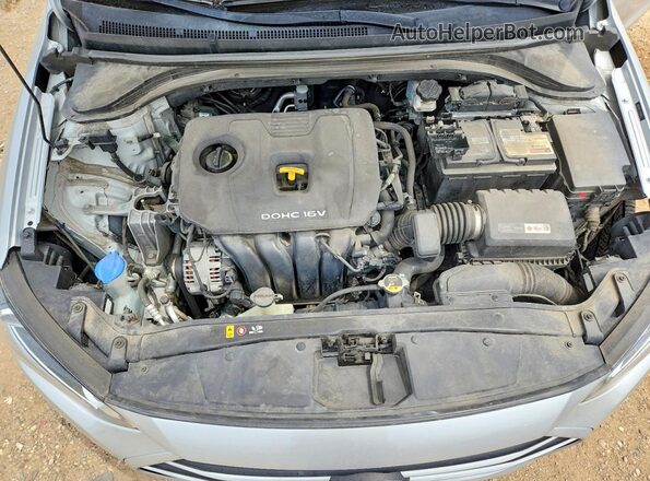 5NPD84LF7JH280912 2018 HYUNDAI ELANTRA Silver Rear interior view