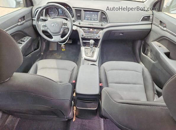 5NPD84LF7JH280912 2018 HYUNDAI ELANTRA Silver Dashboard view
