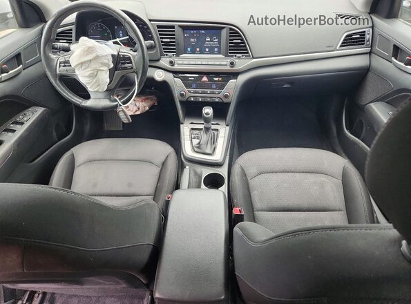5NPD84LF7JH326934 2018 HYUNDAI ELANTRA Silver Widok deski rozdzielczej