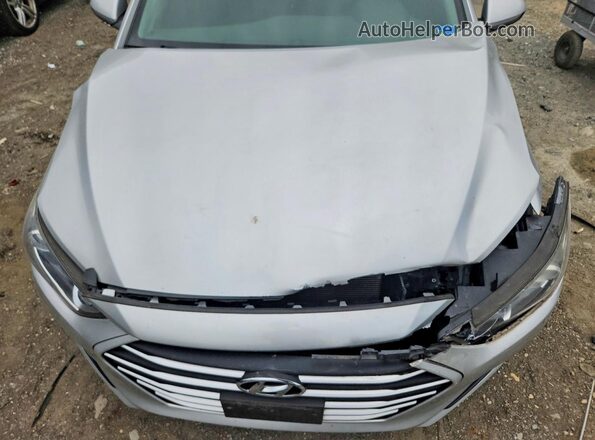 5NPD84LF7JH326934 2018 HYUNDAI ELANTRA Silver Widok wnętrza z tyłu