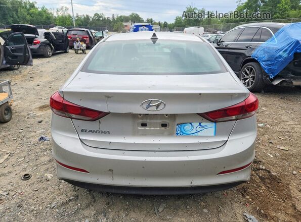 5NPD84LF7JH326934 2018 HYUNDAI ELANTRA Silver Widok z tyłu