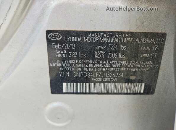 5NPD84LF7JH326934 2018 HYUNDAI ELANTRA Silver Widok komory silnika