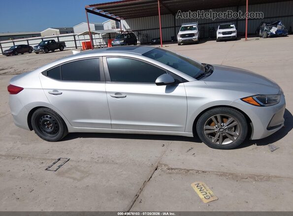 5NPD84LF7JH371291 2018 HYUNDAI ELANTRA Silver Widok wnętrza z tyłu