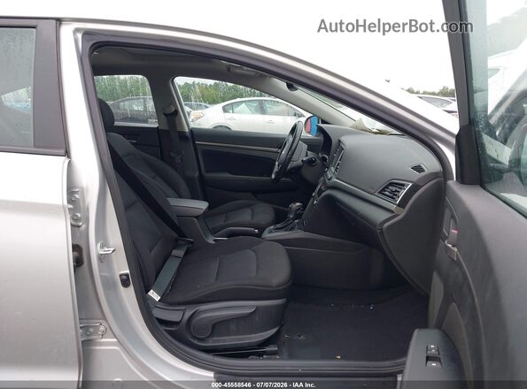 5NPD84LF7JH380640 2018 HYUNDAI ELANTRA Silver Vista interior delantera