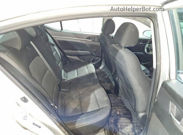 5NPD84LF7JH399821 2018 HYUNDAI ELANTRA Серебряный Вид задних сидений