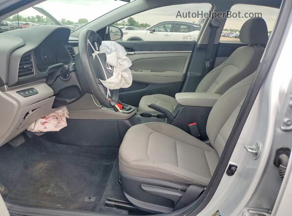5NPD84LF7KH442295 2019 HYUNDAI ELANTRA Серебряный Вид салона спереди