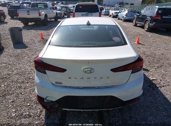 5NPD84LF7KH493621 2019 HYUNDAI ELANTRA White 