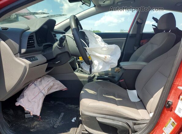 5NPD84LF7LH563829 2020 HYUNDAI ELANTRA Red Вид салону спереду