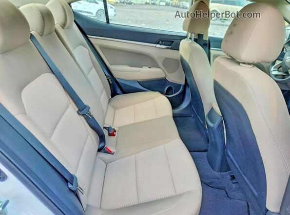 5NPD84LF7LH600460 2020 HYUNDAI ELANTRA White Vista de los asientos traseros