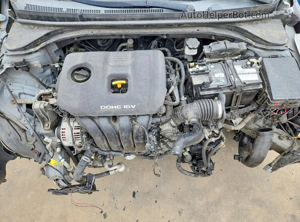 5NPD84LF8HH006810 2017 HYUNDAI ELANTRA Silver Vista interior trasera