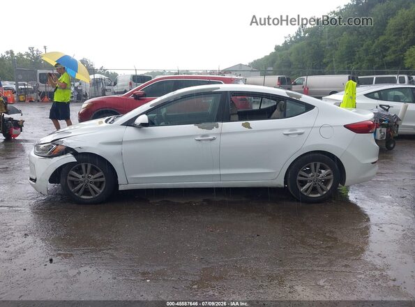 5NPD84LF8HH049298 2017 HYUNDAI ELANTRA White 