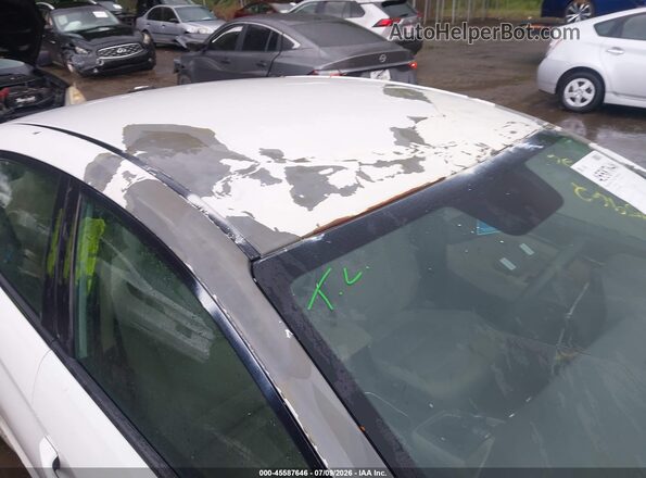 5NPD84LF8HH049298 2017 HYUNDAI ELANTRA White 