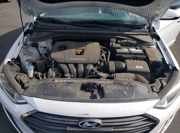 5NPD84LF8HH085766 2017 HYUNDAI ELANTRA White Widok wnętrza z tyłu