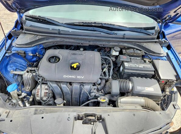 5NPD84LF8HH103263 2017 HYUNDAI ELANTRA Blue Rear interior view