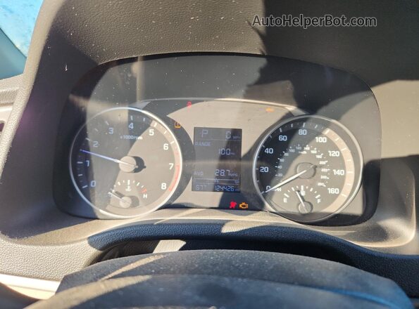 5NPD84LF8HH123481 2017 HYUNDAI ELANTRA Black ხელსაწყოთა პანელის ხედი