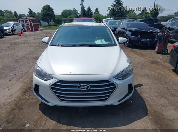 5NPD84LF8JH228706 2018 HYUNDAI ELANTRA White Widok zestawu wskaźników