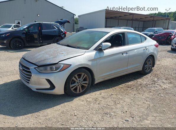 5NPD84LF8JH234389 2018 HYUNDAI ELANTRA Silver Vista tres cuartos delantera izquierda