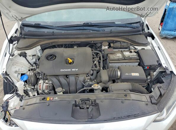 5NPD84LF8JH237616 2018 HYUNDAI ELANTRA White Rear interior view