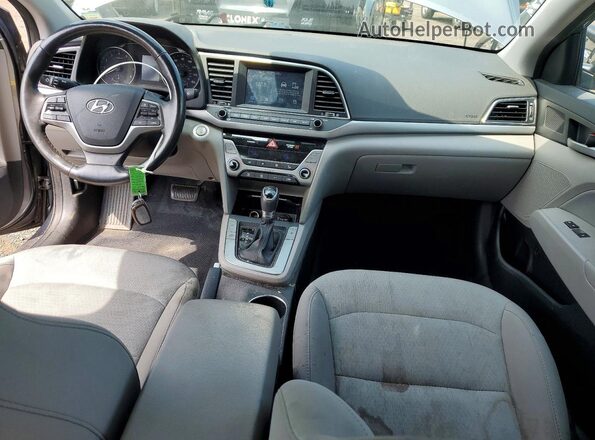 5NPD84LF8JH244615 2018 HYUNDAI ELANTRA Серый Вид панели приборов
