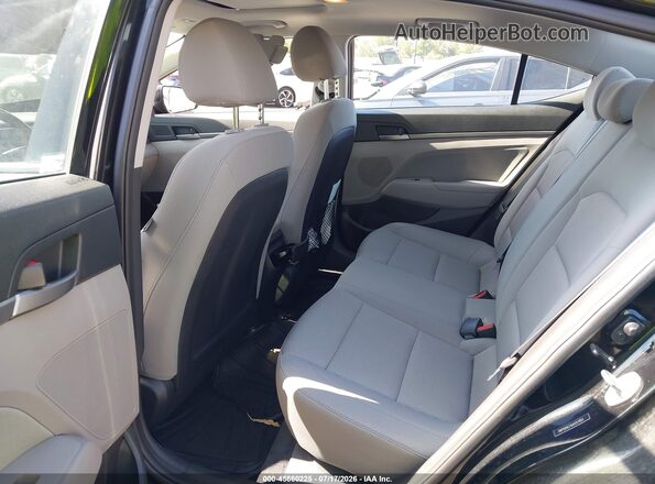 5NPD84LF8JH257851 2018 HYUNDAI ELANTRA Black Widok naklejki z numerem VIN
