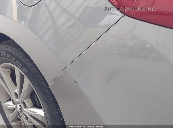 5NPD84LF8JH259213 2018 HYUNDAI ELANTRA Gray Widok z przodu