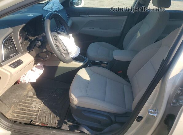 5NPD84LF8JH275962 2018 HYUNDAI ELANTRA Cream Vista interior delantera