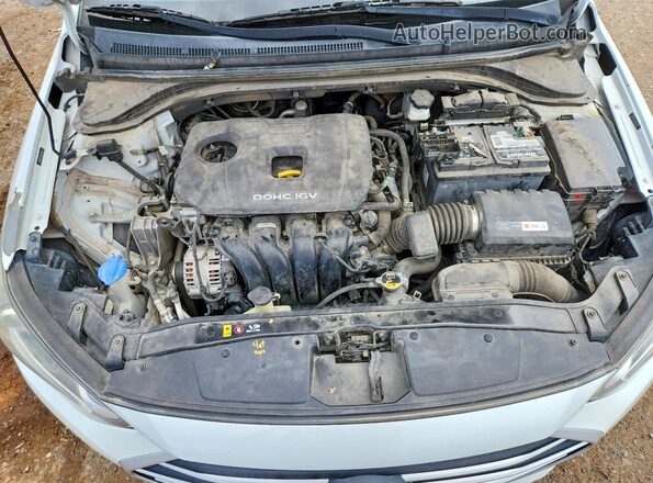 5NPD84LF8JH296665 2018 HYUNDAI ELANTRA White Вид задньої частини салону