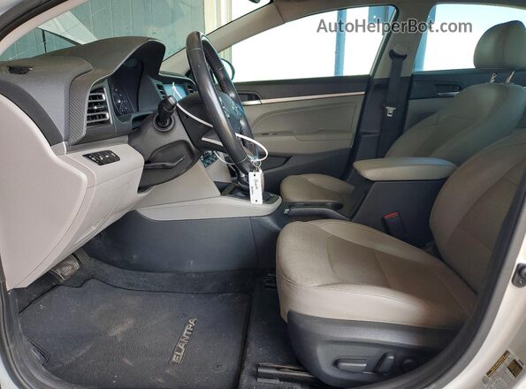 5NPD84LF8KH429703 2019 HYUNDAI ELANTRA Silver Vista interior delantera