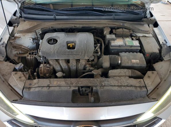 5NPD84LF8KH429703 2019 HYUNDAI ELANTRA Silver Vista interior trasera