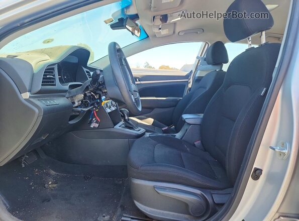 5NPD84LF8KH430222 2019 HYUNDAI ELANTRA Silver Вид салону спереду
