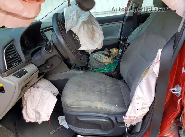 5NPD84LF9HH053909 2017 HYUNDAI ELANTRA Red Vista interior delantera