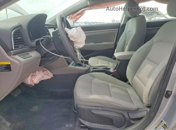5NPD84LF9HH059290 2017 HYUNDAI ELANTRA Silver Front interior view
