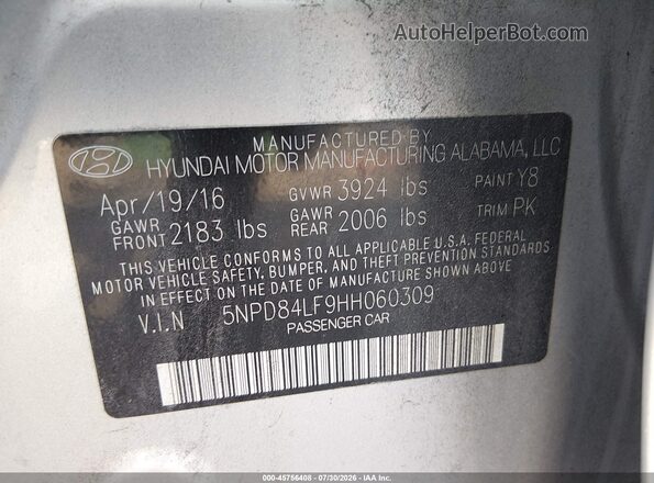 5NPD84LF9HH060309 2017 HYUNDAI ELANTRA Silver Widok komory silnika