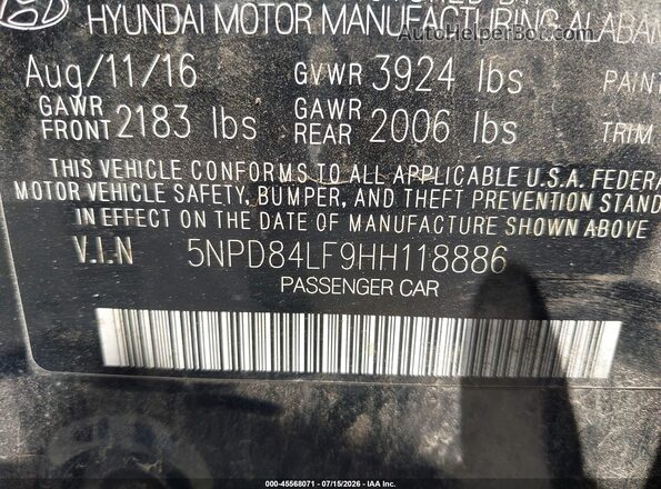 5NPD84LF9HH118886 2017 HYUNDAI ELANTRA Black Widok komory silnika